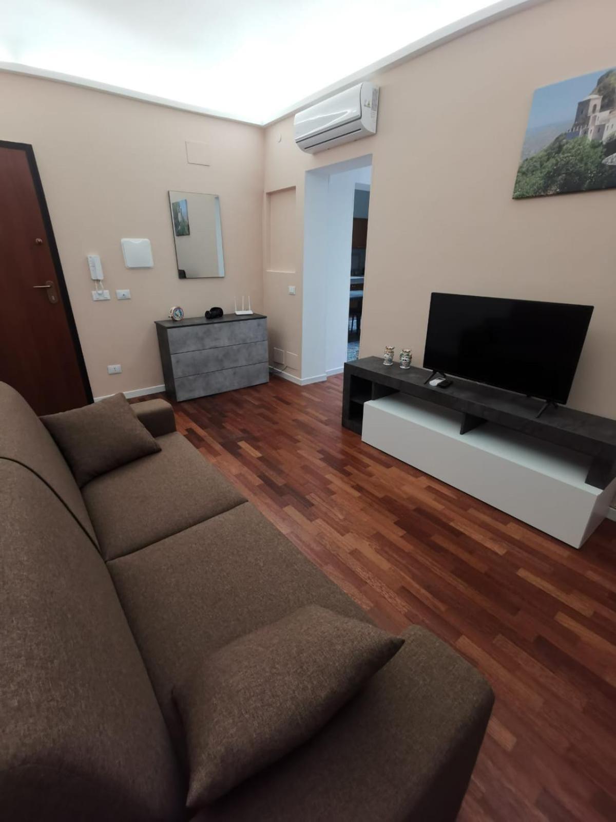 Ai Telamoni Apartments Trapani Esterno foto